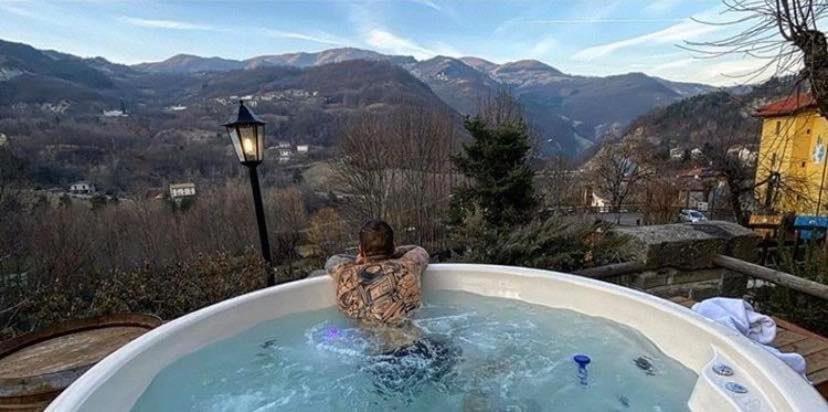 Casa Benassi ,Room&Suite , Con Zona Benessere Riolunato Kültér fotó